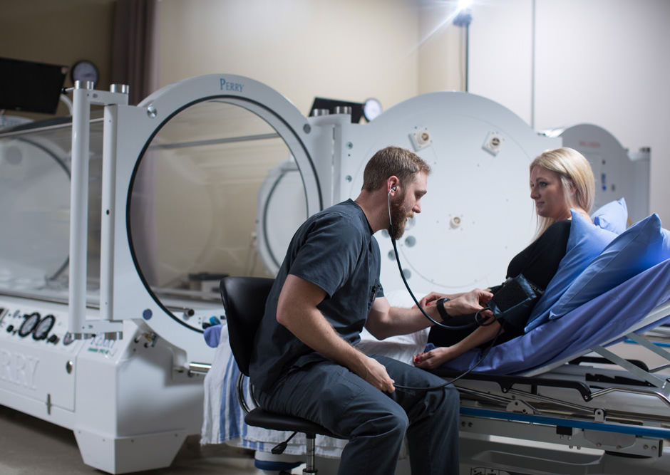 How Does Hyperbaric Oxygen Therapy Work? hyperbaric oxygen treatment vancouver wa